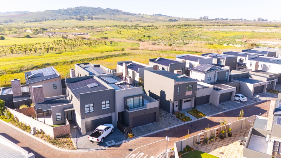 3 Bedroom Property for Sale in Haasendal Western Cape